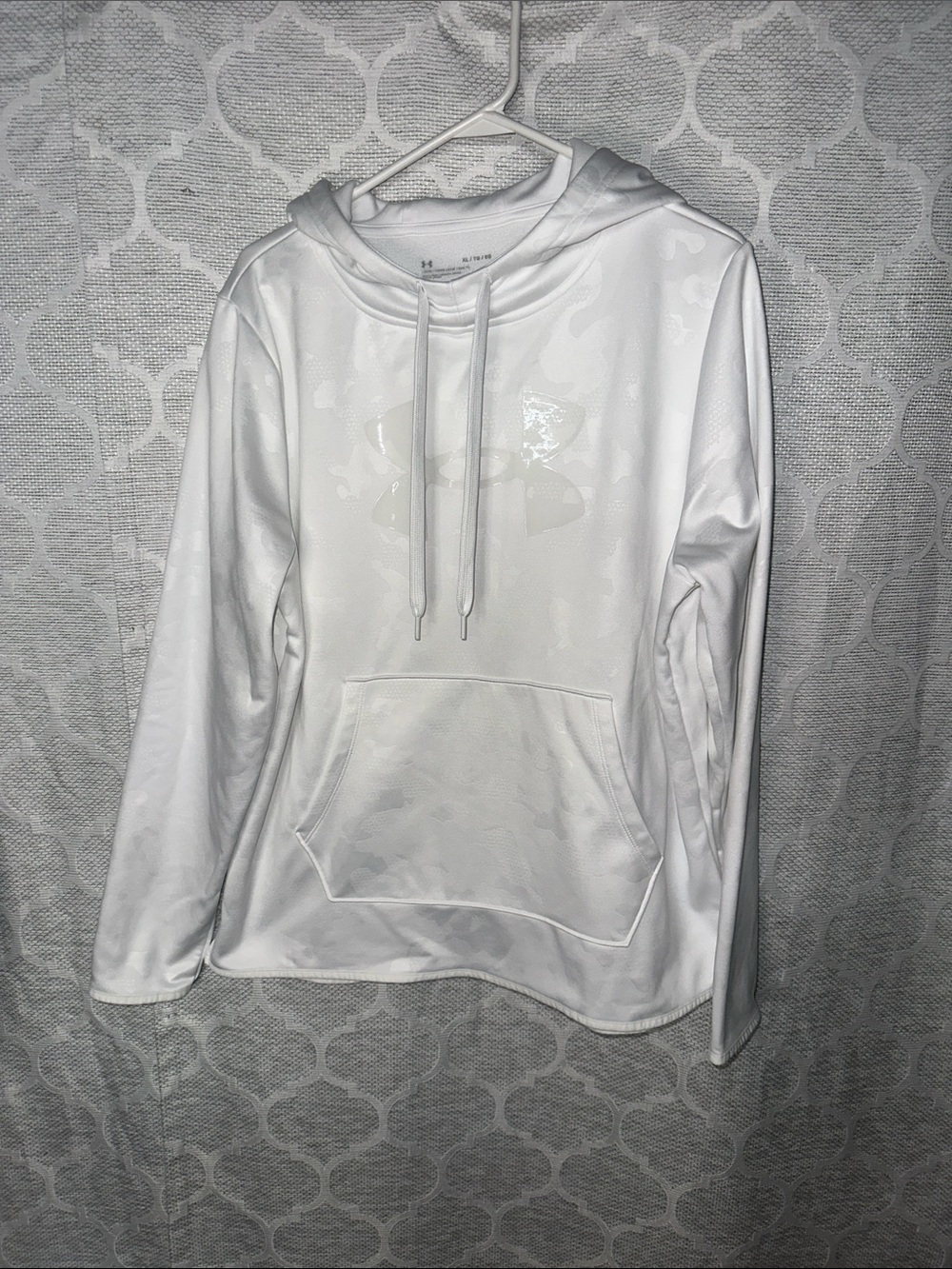 Under Armour White Hoodie Armour Fleece Tonal Glossy Shine Logo Size XL